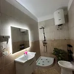 Bega's In Golem, Durres Apartmán *