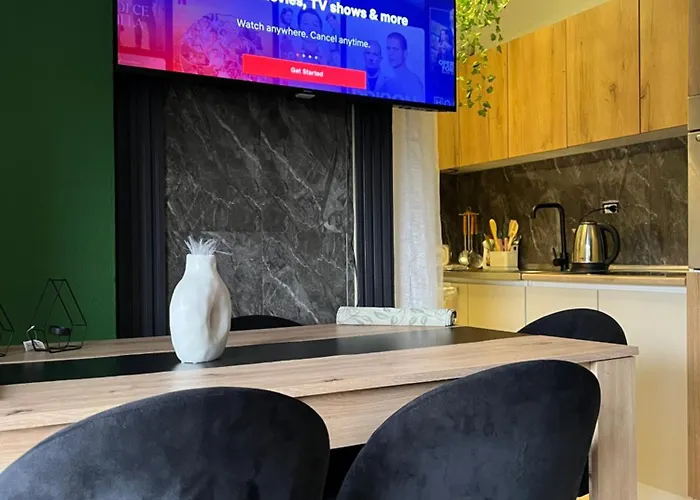 Bega's In Golem, Durres